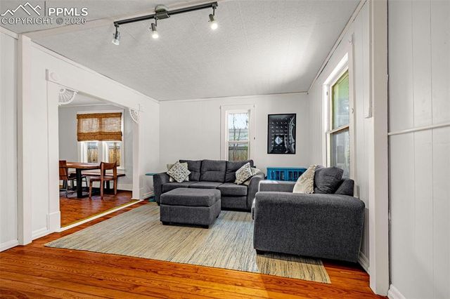 2008 W Cucharras Street, Colorado Springs, CO 80904