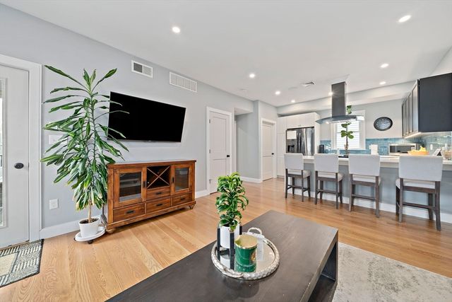 64-66 Armandine Street 2, Boston, MA 02124