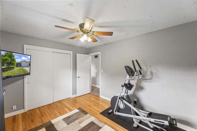 1310 Sunnycrest DRIVE, Waukesha, WI 53186