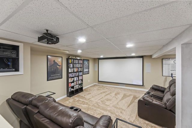 1310 Sunnycrest DRIVE, Waukesha, WI 53186