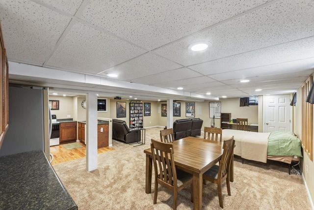 1310 Sunnycrest DRIVE, Waukesha, WI 53186