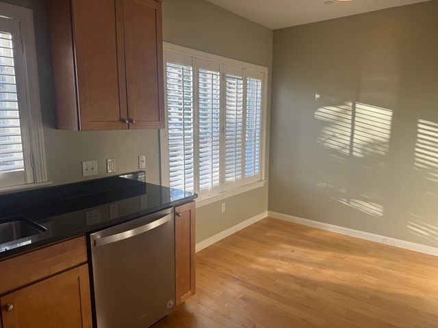 400 Cross 403, Winchester, MA 01890