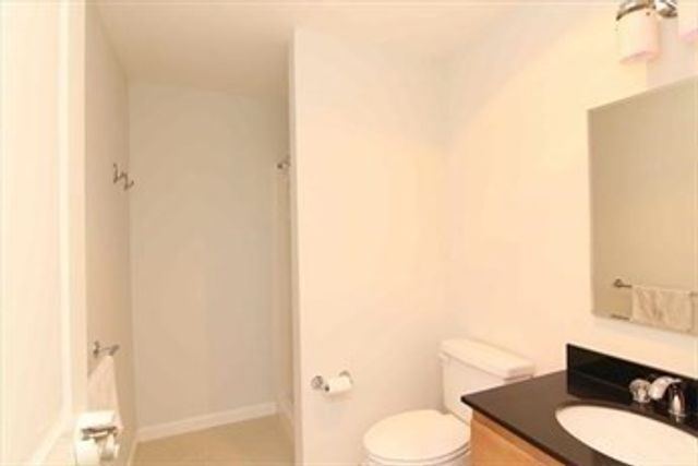 400 Cross 403, Winchester, MA 01890