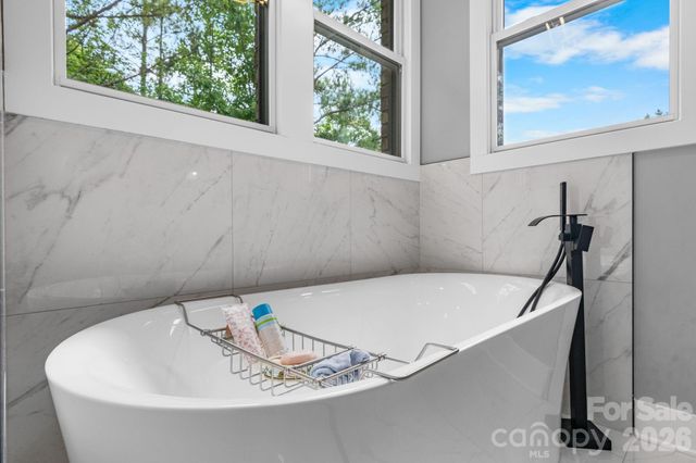 102 Gunpowder View Circle, Granite Falls, NC 28630