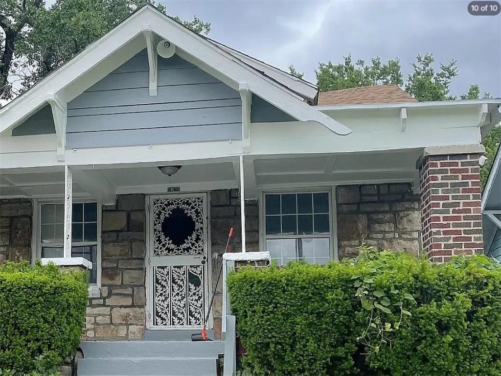 4129 College Avenue, Kansas City, MO 64130