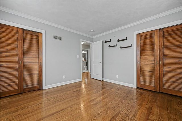 5645 Russell Street, Mission, KS 66202