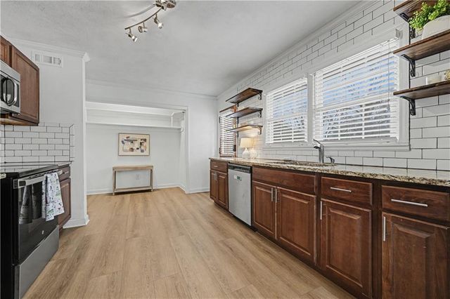 5645 Russell Street, Mission, KS 66202