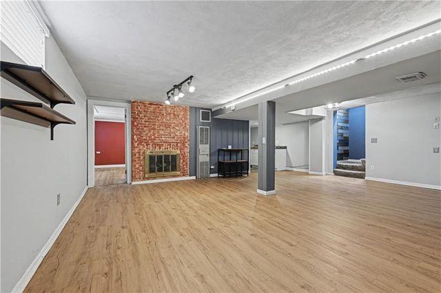 5645 Russell Street, Mission, KS 66202