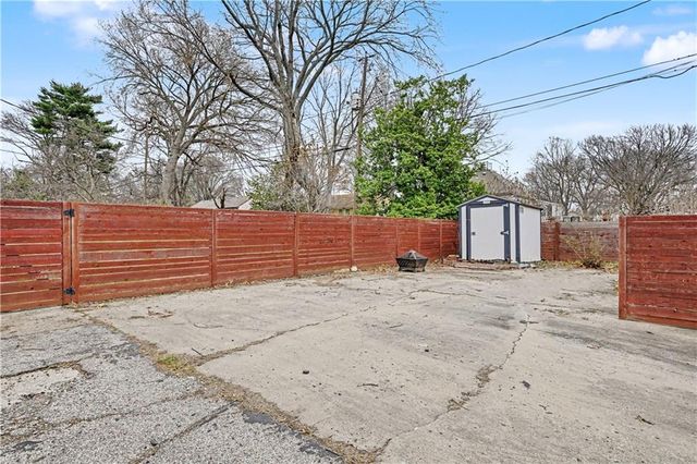 5645 Russell Street, Mission, KS 66202