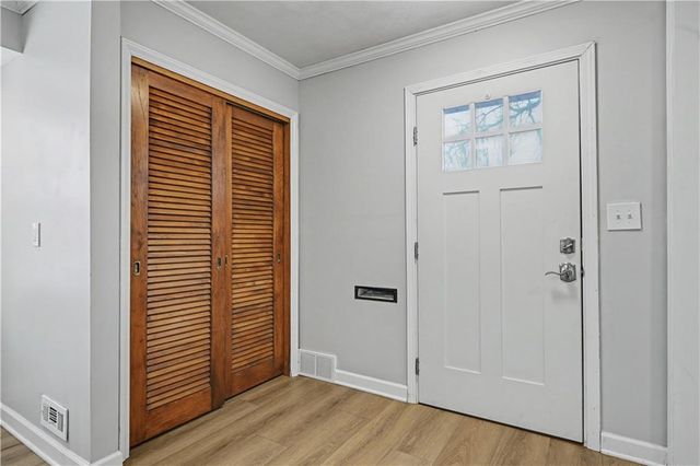 5645 Russell Street, Mission, KS 66202