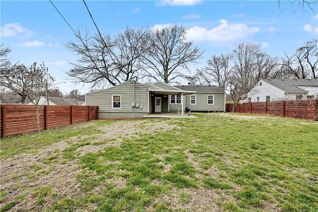 5645 Russell Street, Mission, KS 66202