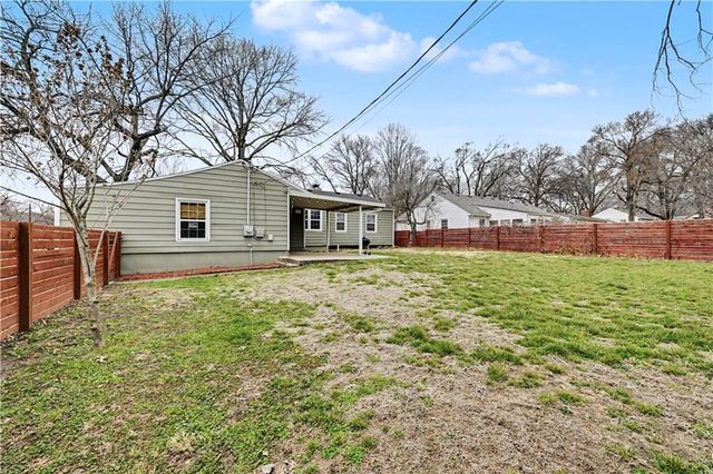5645 Russell Street, Mission, KS 66202