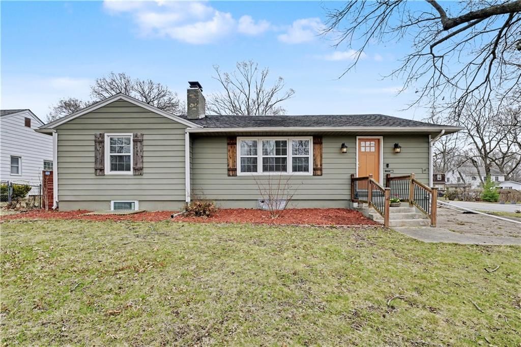 5645 Russell Street, Mission, KS 66202