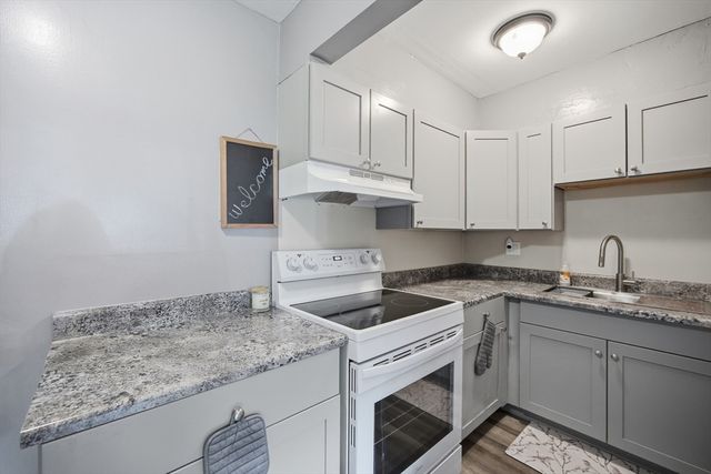 16 Arizona Ter 2, Arlington, MA 02474