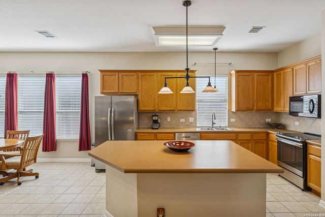 24414 Buck, San Antonio, TX 78255