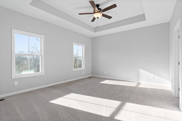 1042 Winesap Rd, Clarksville, TN 37040