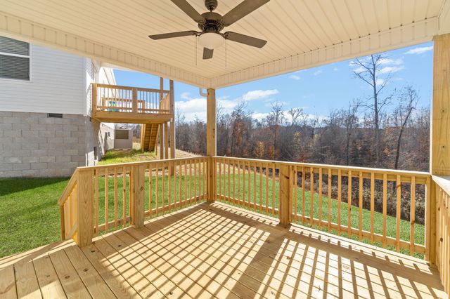 1042 Winesap Rd, Clarksville, TN 37040