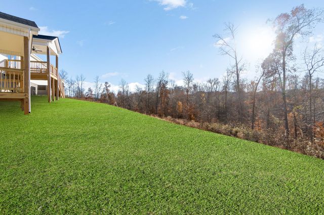 1042 Winesap Rd, Clarksville, TN 37040