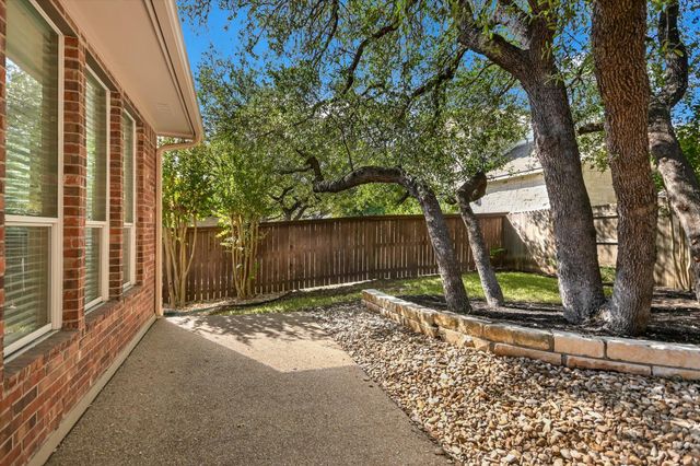 2713 Izoro BND, Cedar Park, TX 78613