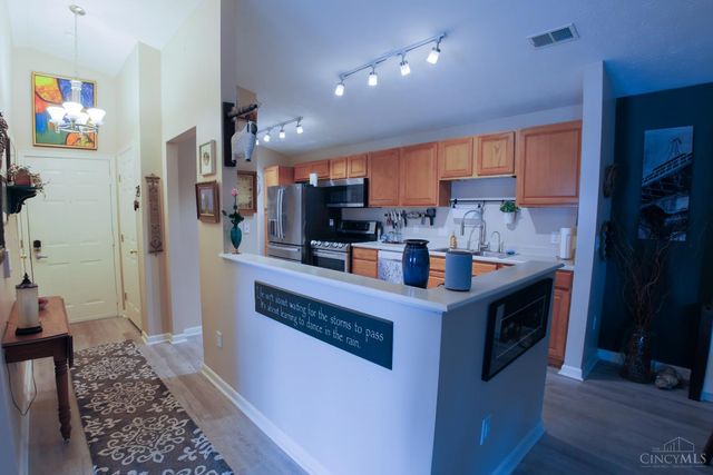 2000 Waterstone Boulevard, Washington Twp, OH 45342