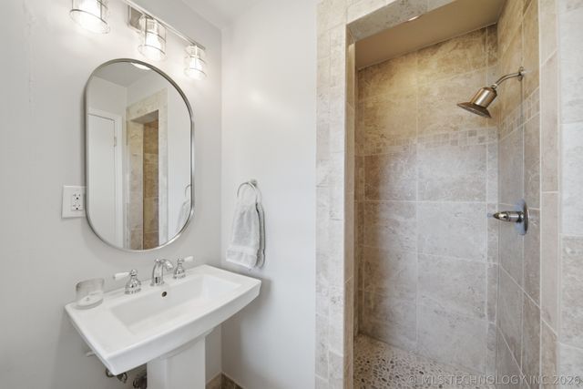 5533 S Toledo Avenue, Tulsa, OK 74135