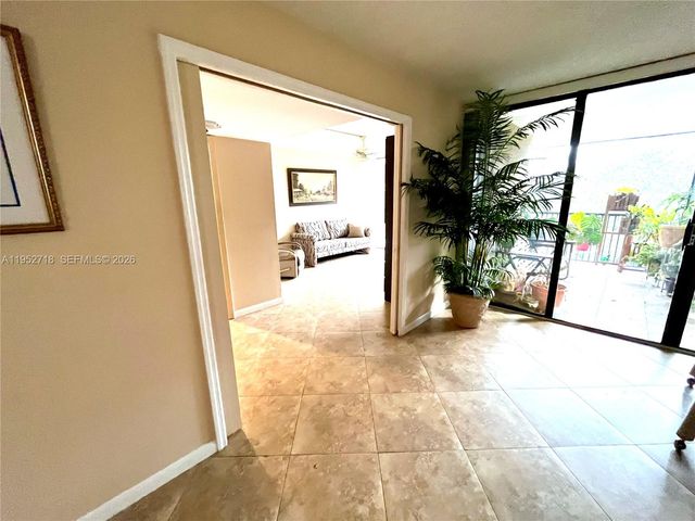 2806 N 46th Ave D537, Hollywood, FL 33021