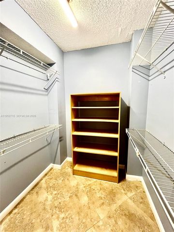 2806 N 46th Ave D537, Hollywood, FL 33021