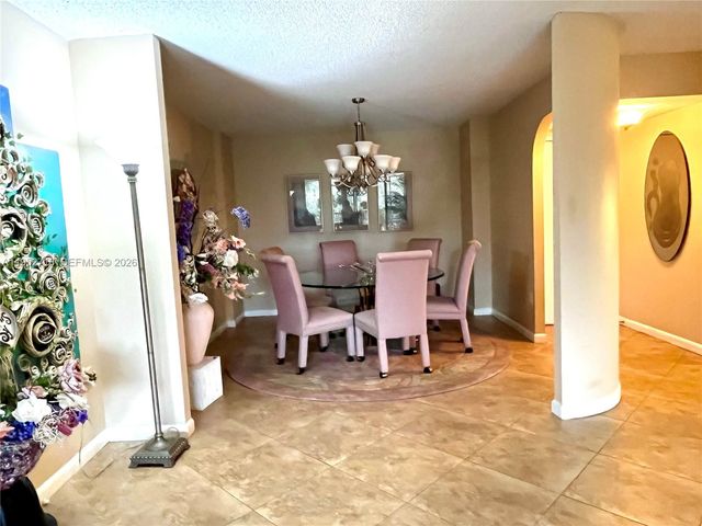 2806 N 46th Ave D537, Hollywood, FL 33021