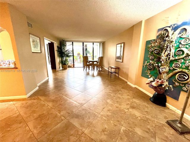 2806 N 46th Ave D537, Hollywood, FL 33021