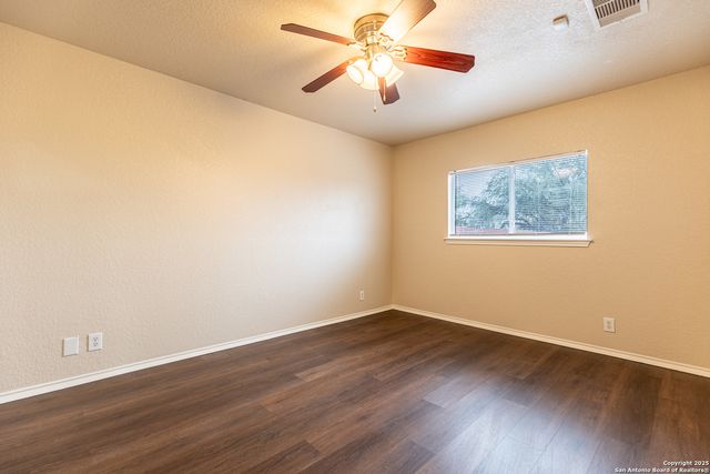 6058 Kensinger, Converse, TX 78109