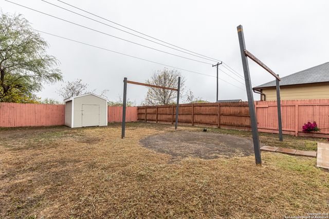 6058 Kensinger, Converse, TX 78109