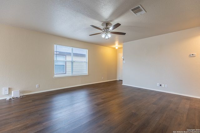 6058 Kensinger, Converse, TX 78109