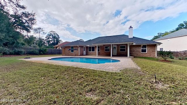 998 ROCK BAY Drive, Jacksonville, FL 32218