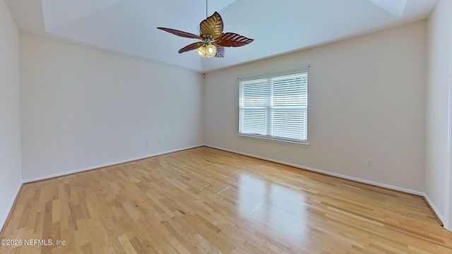 998 ROCK BAY Drive, Jacksonville, FL 32218