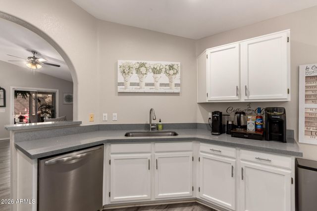 7826 W MCRAE Way, Glendale, AZ 85308