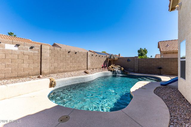 7826 W MCRAE Way, Glendale, AZ 85308