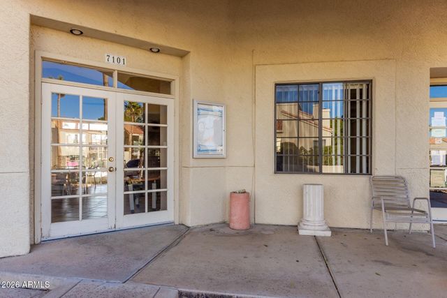 7826 W MCRAE Way, Glendale, AZ 85308