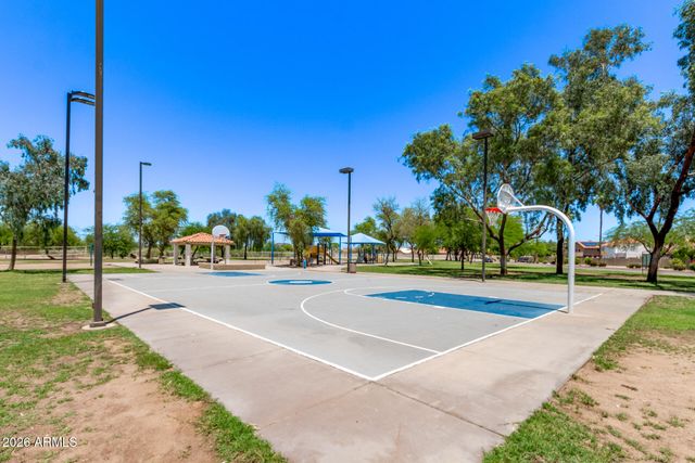 7826 W MCRAE Way, Glendale, AZ 85308