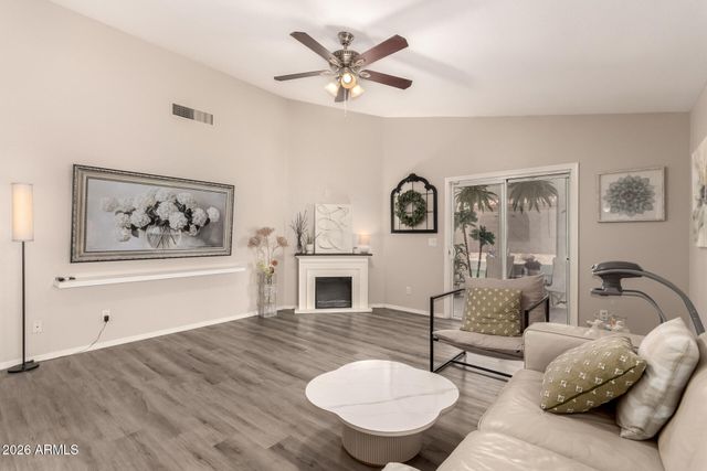 7826 W MCRAE Way, Glendale, AZ 85308