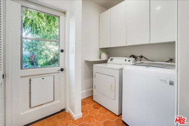 321 N Las Casas Avenue, Pacific Palisades (los Angeles), CA 90272