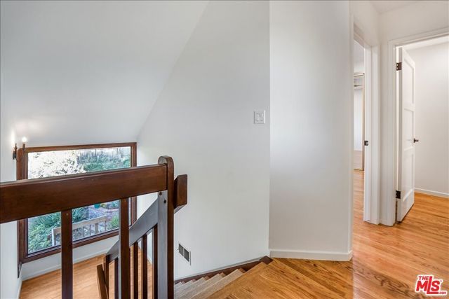 321 N Las Casas Avenue, Pacific Palisades (los Angeles), CA 90272