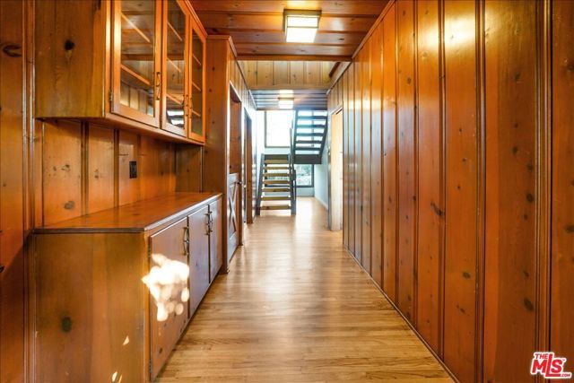 321 N Las Casas Avenue, Pacific Palisades (los Angeles), CA 90272