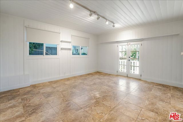 321 N Las Casas Avenue, Pacific Palisades (los Angeles), CA 90272