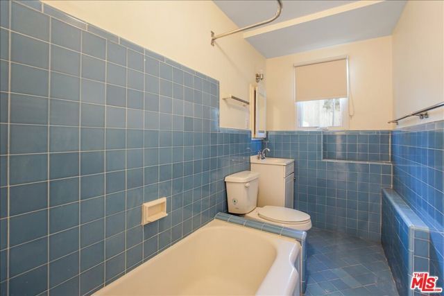 321 N Las Casas Avenue, Pacific Palisades (los Angeles), CA 90272