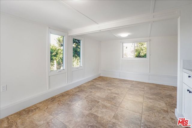 321 N Las Casas Avenue, Pacific Palisades (los Angeles), CA 90272