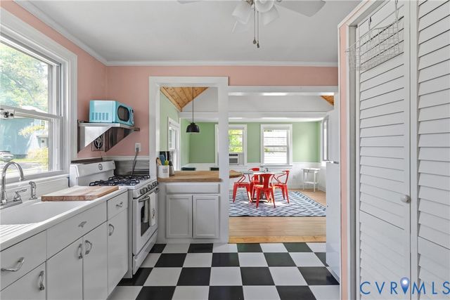 701 Arnold Ave, Richmond, VA 23222