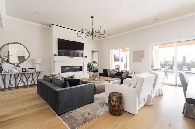 6308 NW 148th Street, Oklahoma City, OK 73142