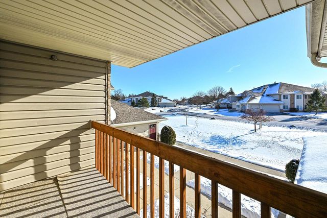 17600 W Lincoln AVENUE, New Berlin, WI 53146