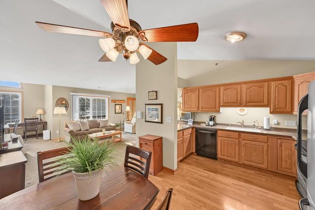 17600 W Lincoln AVENUE, New Berlin, WI 53146