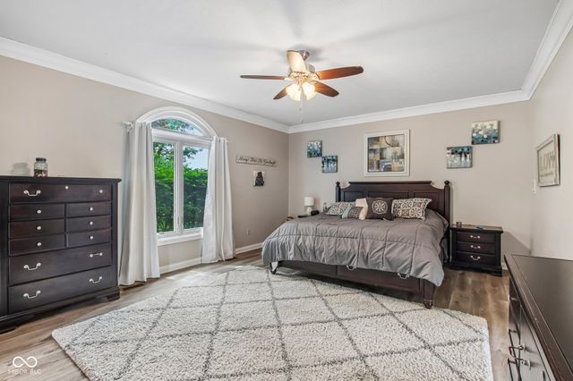 152 Derbyshire Drive, Indianapolis, IN 46229